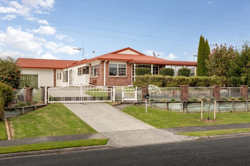 187 Sapphire Drive, Hairini, Tauranga - Carousel 1