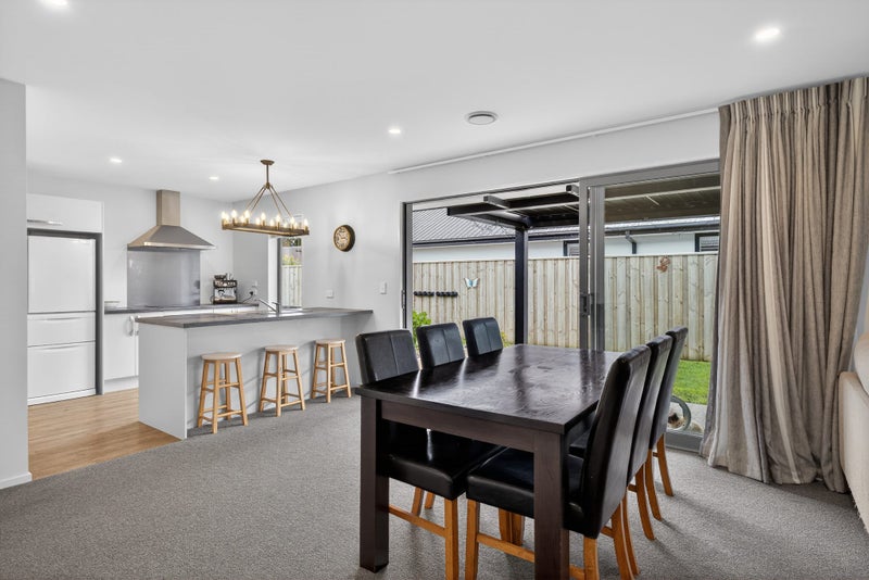 13 Ladybridge Drive, Rolleston, Rolleston - Carousel 2