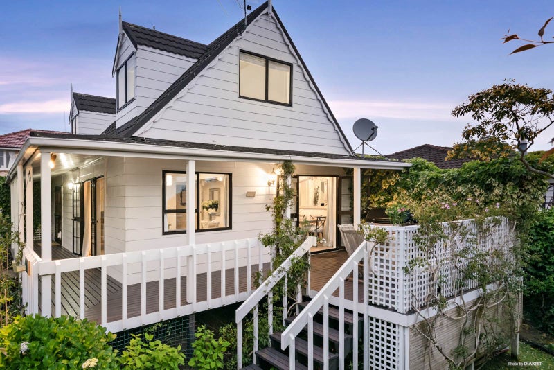 223A Hillsborough Road, Hillsborough, Auckland - Carousel 1