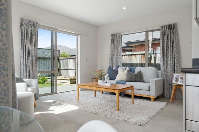 6 Streamside Court, Woolston, Christchurch - Carousel 2