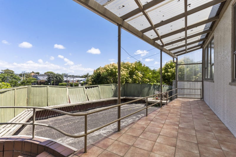 1/47 Ballarat Street, Mount Wellington, Auckland - Carousel 2