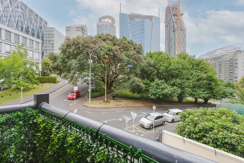 2B/2 Eden Crescent, Auckland Central, Auckland - Carousel 2