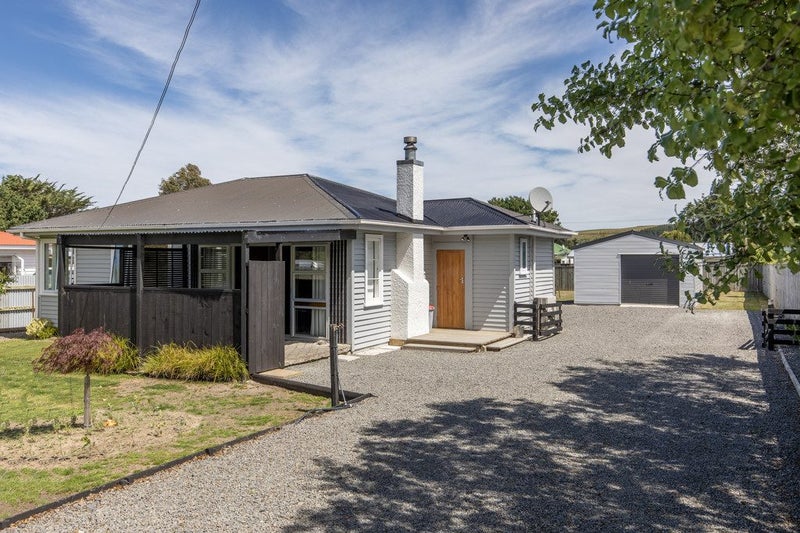 20 Blake Street, Porangahau, Porangahau - Carousel 1