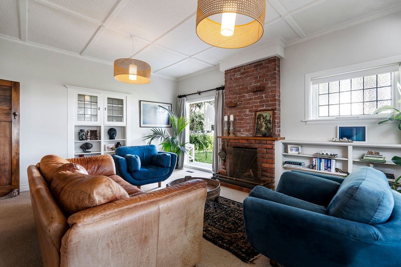 47 Wallace Place, Westown, New Plymouth - Carousel 2