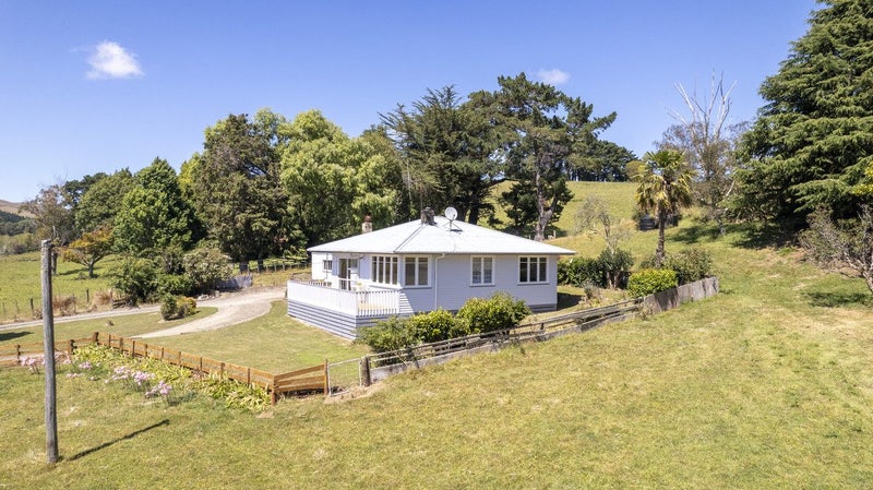 233 South Road, Mauriceville, Masterton - Carousel 2