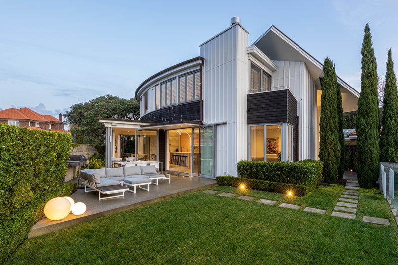 33A Stanley Point Road, Stanley Point, Auckland - Carousel 2