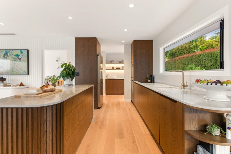 13 Lynngate Place, Hillcrest, Auckland - Carousel 2