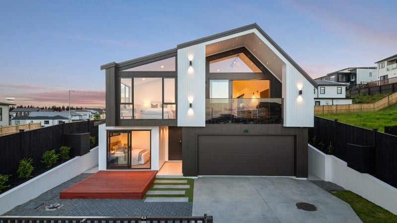 44 Waitai Close, Long Bay, Auckland - Carousel 1