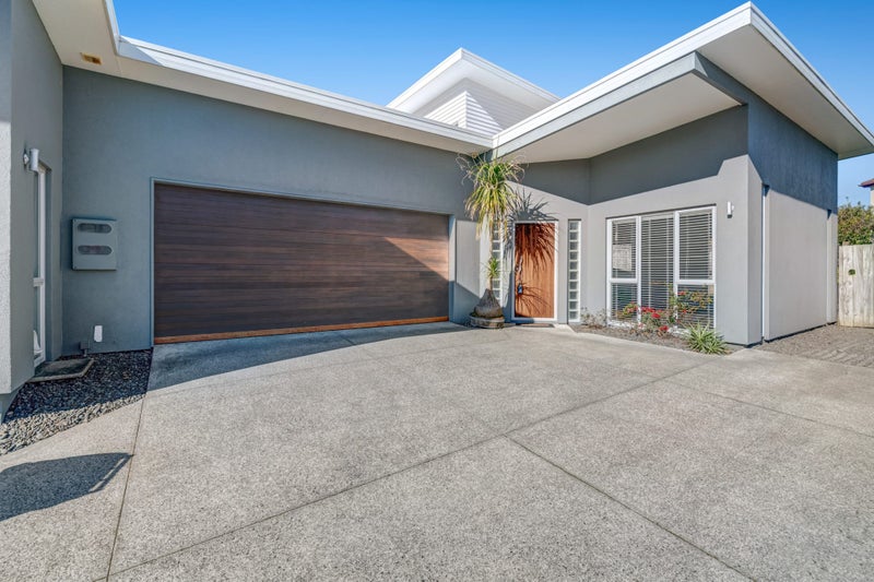 20 Mahoney Drive, Albany, Auckland - Carousel 1