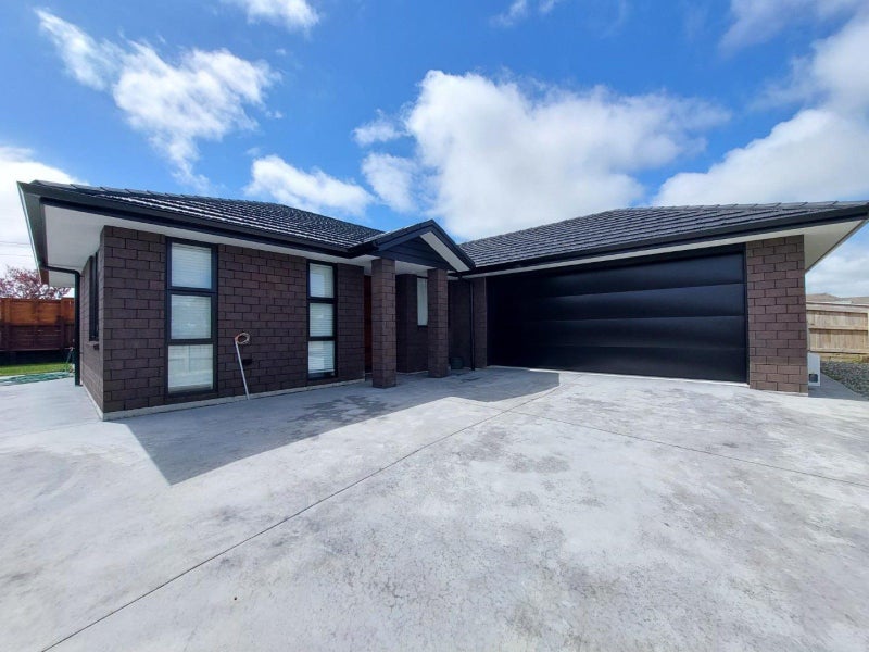 41 Doralto Road, Frankleigh Park, New Plymouth - Carousel 1