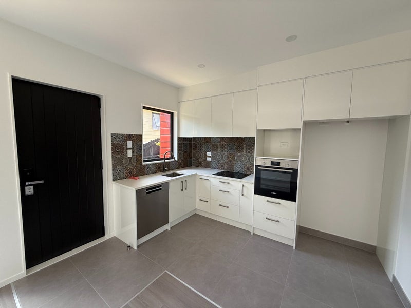 222C Manuka Road, Bayview, Auckland - Carousel 2