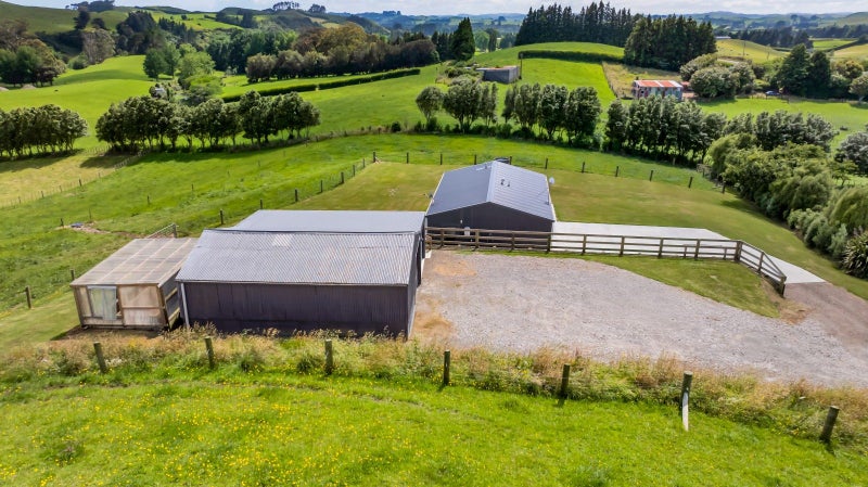 237A Bristol Road, Inglewood, Inglewood - Carousel 45