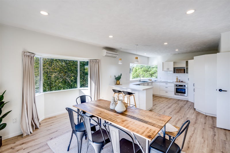 31 Busby Hill, Havelock North, Havelock North - Carousel 2