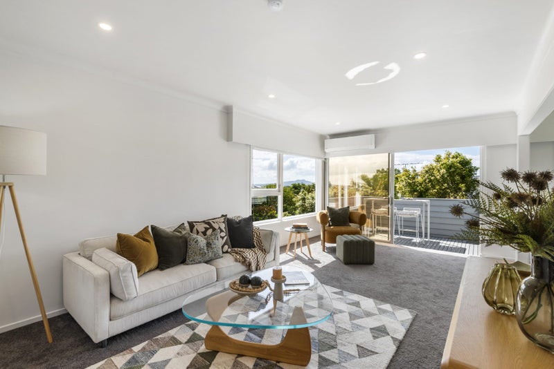 1/41 Quebec Road, Milford, Auckland - Carousel 2