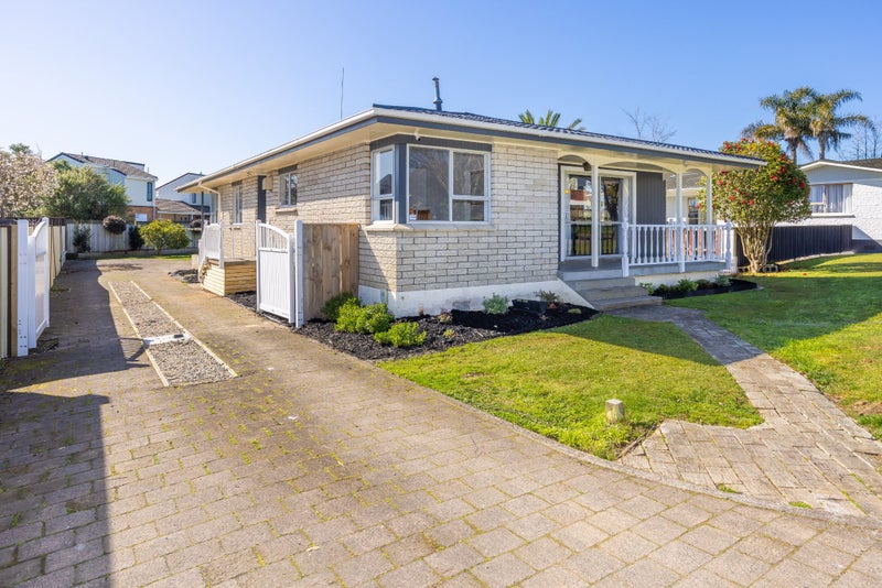 14 Storey Avenue, Forest Lake, Hamilton - Carousel 2