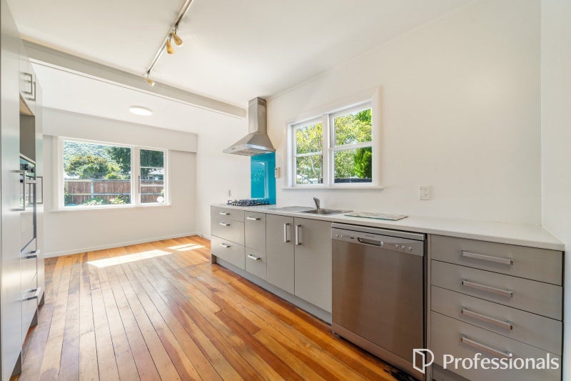 15 Wise Street, Wainuiomata, Lower Hutt, Wellington - Carousel 2