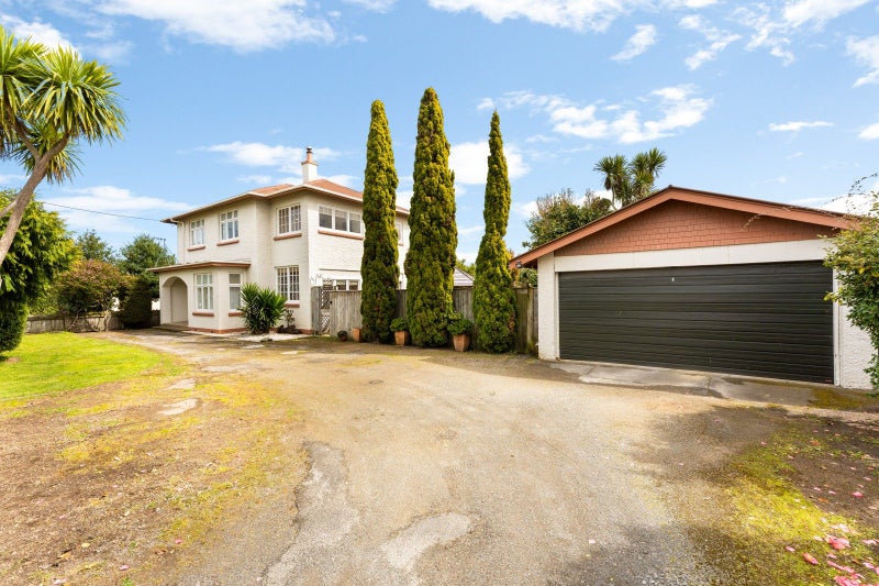 12 Cambridge Street, Gonville, Whanganui - Carousel 1