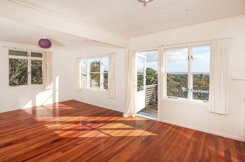 215 Golf Road, Titirangi, Auckland - Carousel 2