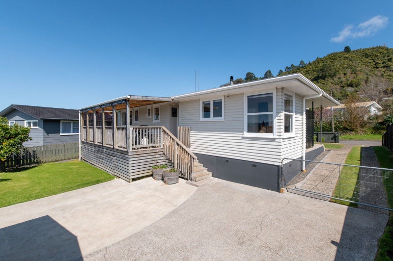 21 Matuku Street, Selwyn Heights, Rotorua - Carousel 1