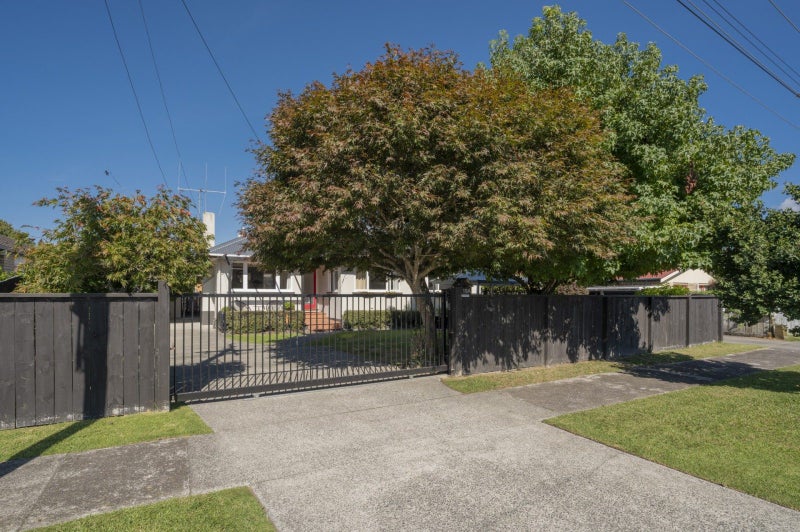 19A Pemberton Crescent, Greerton, Tauranga - Carousel 2