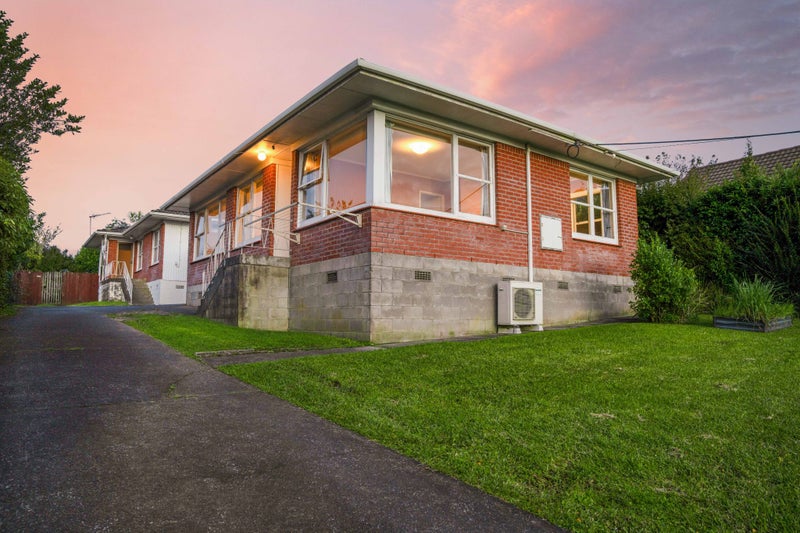 1/229 Glenfield Road, Hillcrest, Auckland - Carousel 1