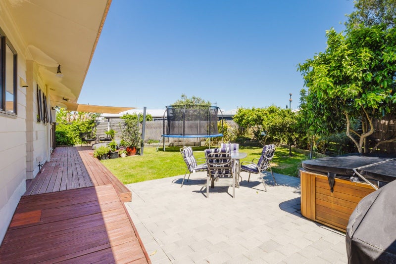 78 Atherfold Crescent, Greenmeadows, Napier - Carousel 2