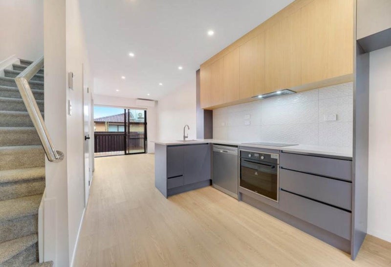 5/3 Cape Road, Māngere, Auckland - Carousel 1