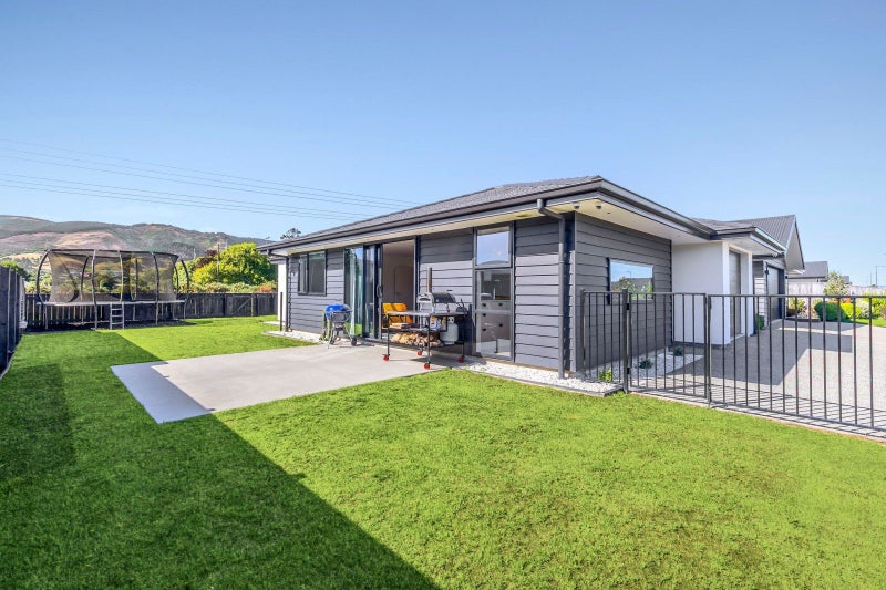 13 Eton Street, Richmond - Carousel 1