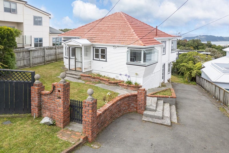 34 Mandalay Terrace, Khandallah, Wellington - Carousel 1