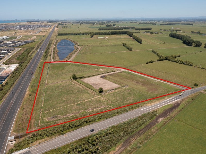 227 Parton Road, Papamoa, Te Puke - Carousel 2