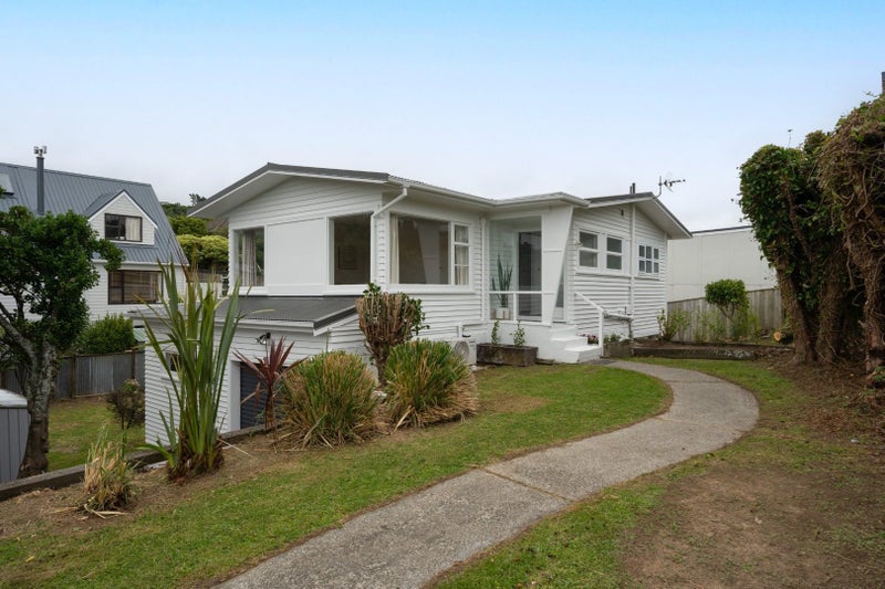 2 Ironside Road, Johnsonville, Wellington, Wellington - Carousel 1