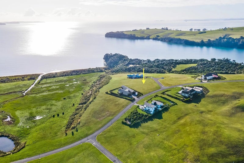 1 Takahuri Place, Okura Bush, Silverdale - Carousel 1