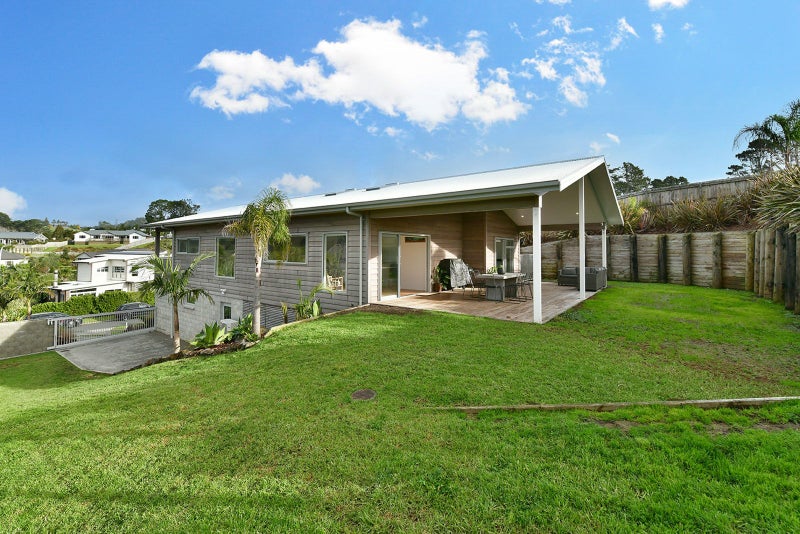 76 Solan Drive, Waimauku, Waimauku - Carousel 2