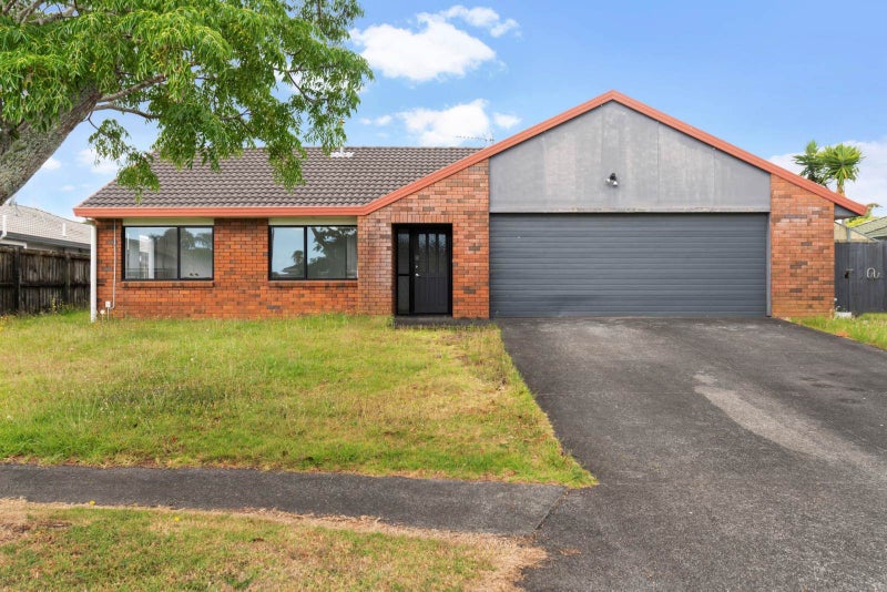 14 Perotti Place, Conifer Grove, Takanini - Carousel 1