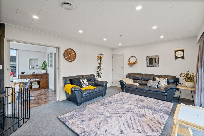 1 Devon Street, Gore, Gore - Carousel 2