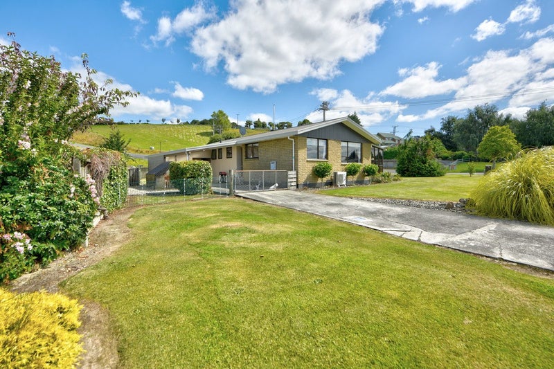 2 Ruia Street, Gore, Gore - Carousel 1