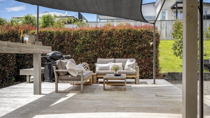 17 Kibblewhite Avenue, Beachlands, Auckland - Carousel 1