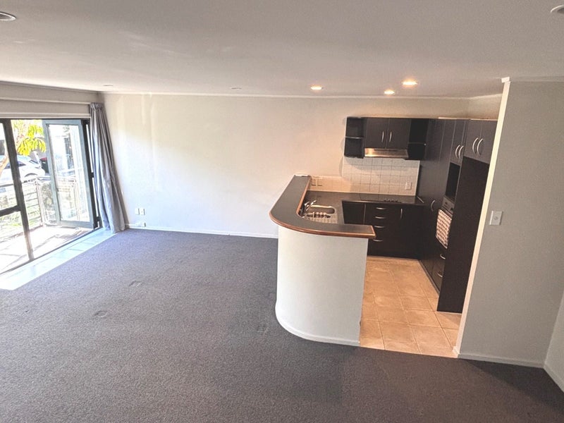 4/76 Galway Street, Onehunga, Auckland - Carousel 2