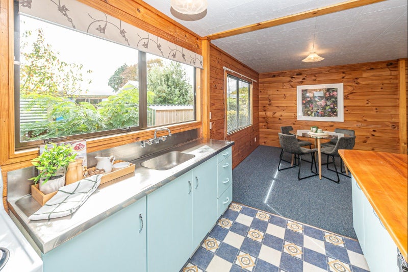 72 Raine Street, Whanganui East, Whanganui - Carousel 2