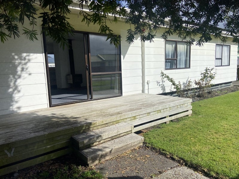 21 Daphne Street, Outer Kaiti, Gisborne - Carousel 2