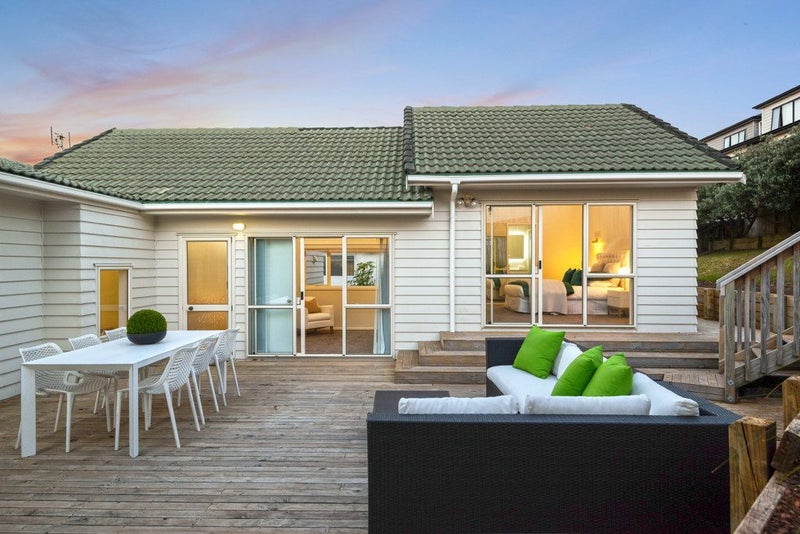 14 McFetridge Place, Hillcrest, Auckland - Carousel 2