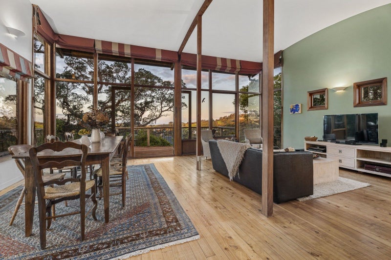 46 Tiri View Road, Palm Beach, Waiheke Island - Carousel 1