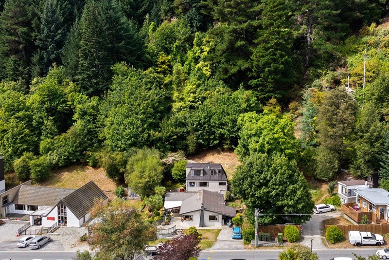 125 Hallenstein Street, Queenstown, Queenstown - Carousel 2