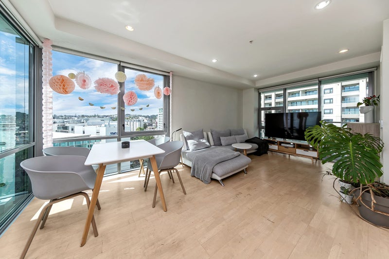 1211/30 Beach Road, Auckland Central, Auckland - Carousel 2