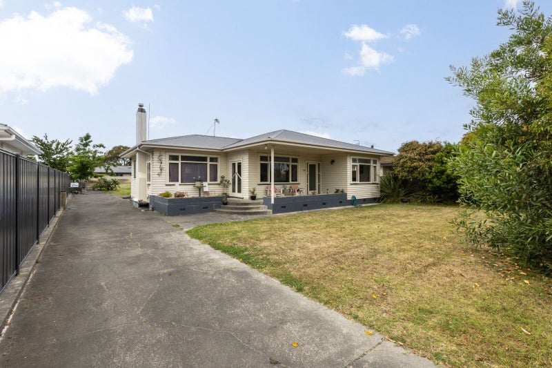99 Taradale Road, Onekawa, Napier - Carousel 2