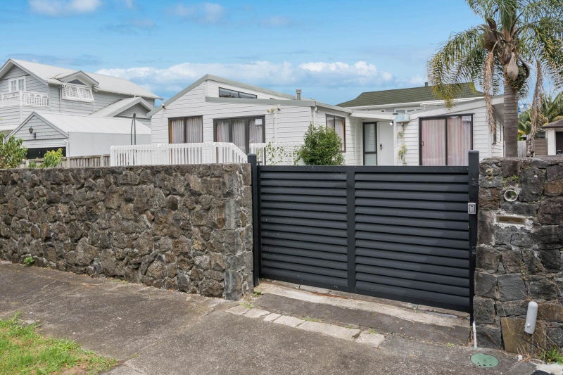 3 Highwic Avenue, Epsom, Auckland - Carousel 2