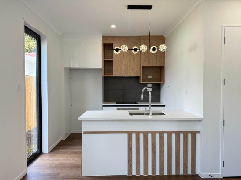 28 Pinedale Place, Henderson, Auckland - Carousel 2