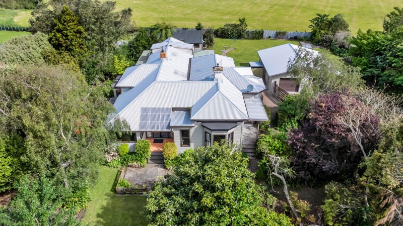 165 South Road, Hawera - Carousel 2