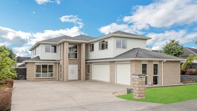 101 Liberty Crescent, Beachlands, Auckland - Carousel 1