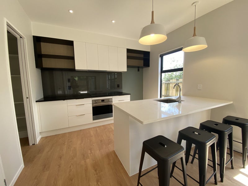 13 Lyndhurst Street, Wai O Taiki Bay, Auckland - Carousel 1